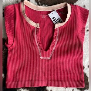 “Go for the gold” brand new with tags Urban Outfitters shirt size xs/s